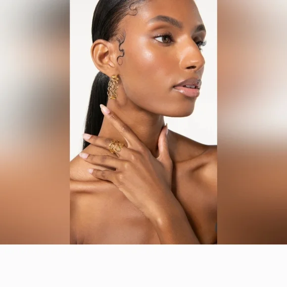 Cult Gaia Chaya Ring. Size 7. - Picture 3 of 4